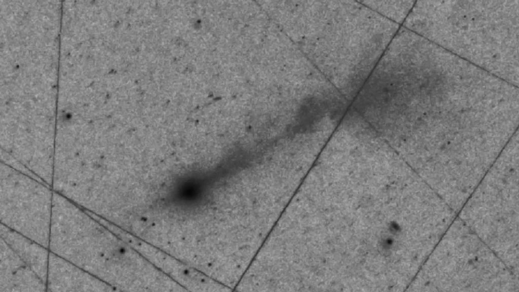 Comet 3I/ATLAS May Have Broken Into 16 Or More Pieces, Says Scientist 42 Comet 3I/ATLAS