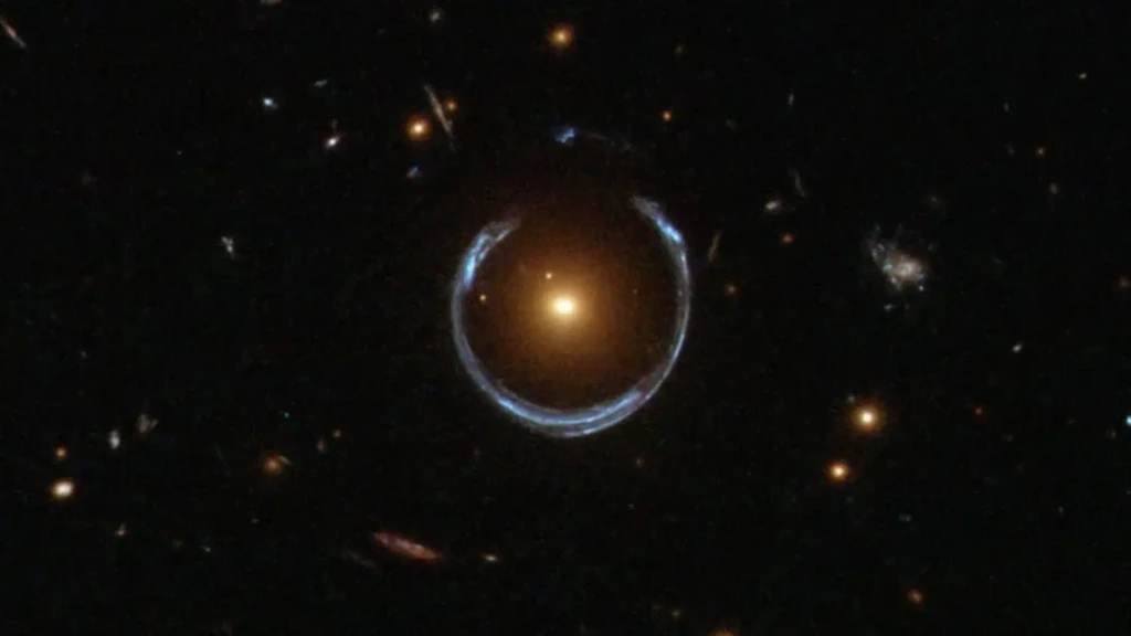 What is 'Gravitational Lensing' That Made Alaknanda Galaxy's Discovery Possible? 41 Alaknanda galaxy gravitational lensing