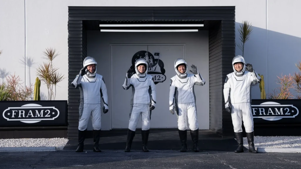 From Moon & Mars Missions To Starship Flights, A Recap Of 2025's Biggest Spaceflight Moments 43 Mars SpaceX