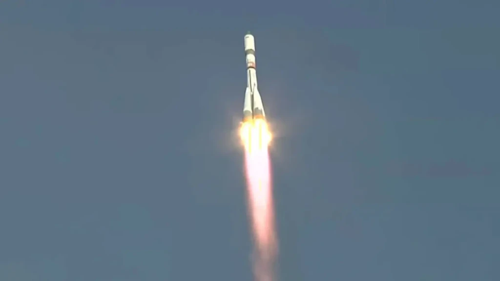 Russia's Progress Spacecraft Suffers Mystery Glitch On Its Way To ISS; What Happened? 41 Russia's Soyuz rocket ascending to space.