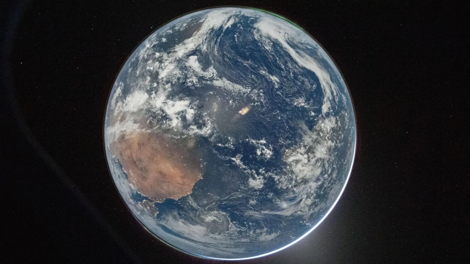 NASA Artemis II Earth image.